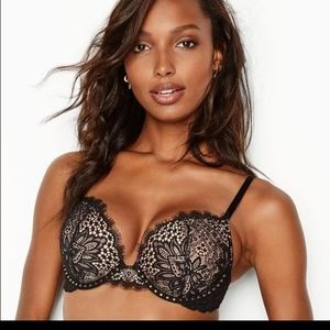 *LABOR DAY SALE* 34DDD Victoria Secret Push-Up